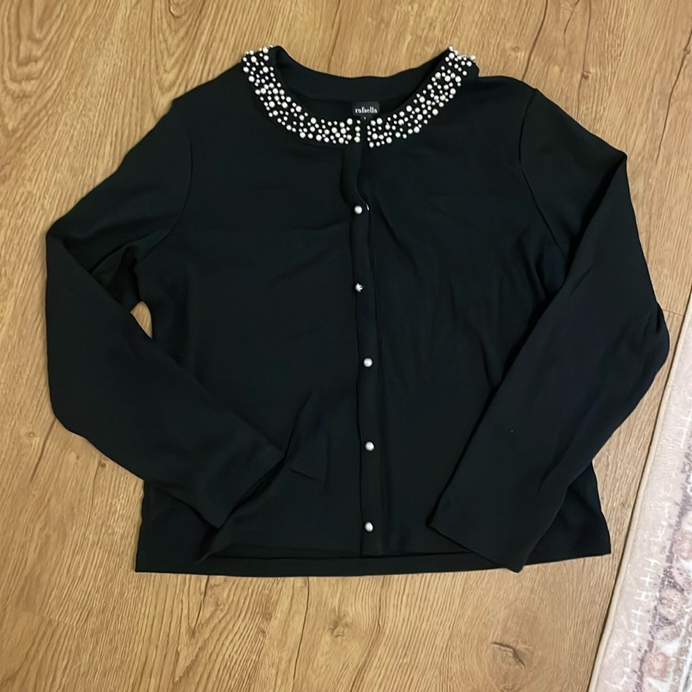 Cotton cardigan with pearl collar and buttons